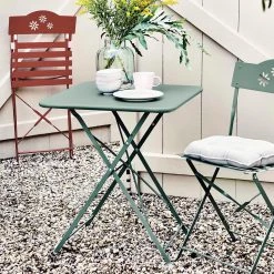 Butlers Gartenessgruppe DAISY JANE (3-teilig) - Eisen - Grün -Alle Jugendzimmermöbel Verkäufe 1000339716 220315 021 MOOD DETAILS P000000001000339716 mood